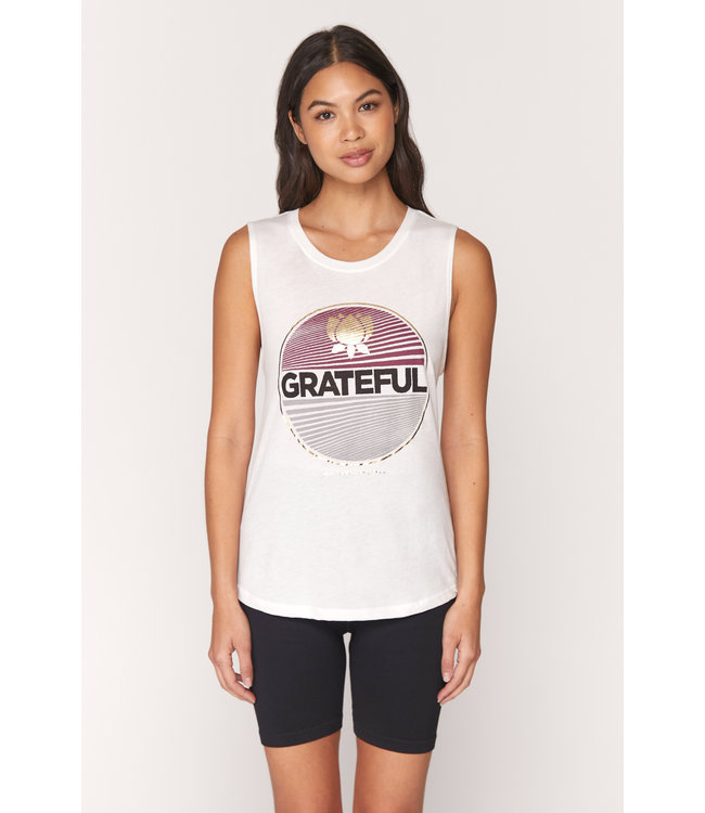 muscle tee crop top