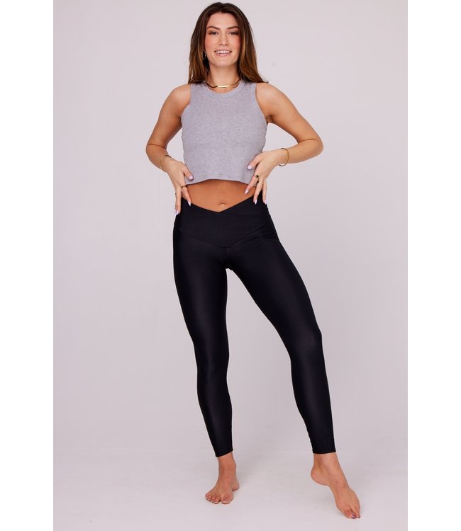 Onzie High Rise V Yoga Legging - Black Rib