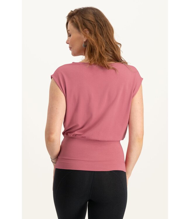 Urban Goddess Mula yoga top met tailleband - Hibiscus