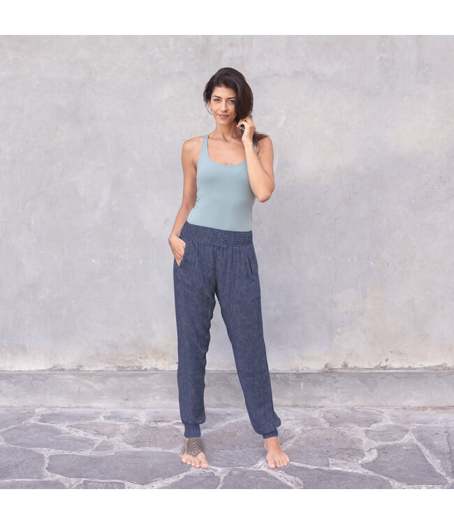 Jaya Comfortabele Loose fit Yogabroek Ananda - Paisley Blue/Grey