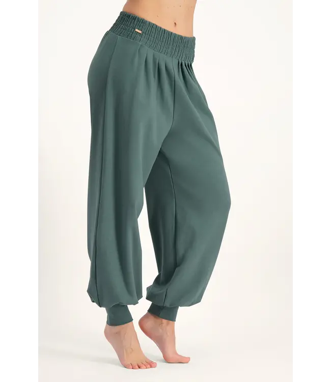 Urban Goddess Jaya DuurzameYoga Harembroek - Forest