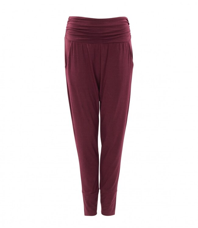 Jaya Mari Bamboe Yoga Chill Pants - Burgundy