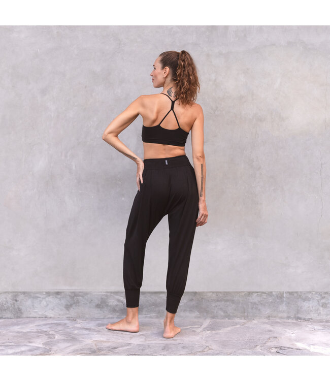 Jaya Beyonce Racerback Yoga Bh - Black