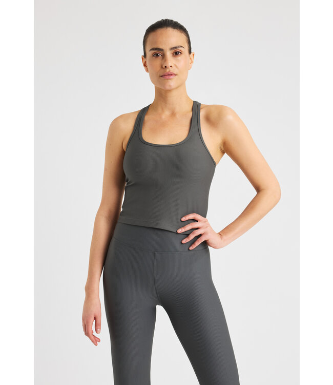 Rohnisch Cropped Yoga Tank Top - Dark Shadow