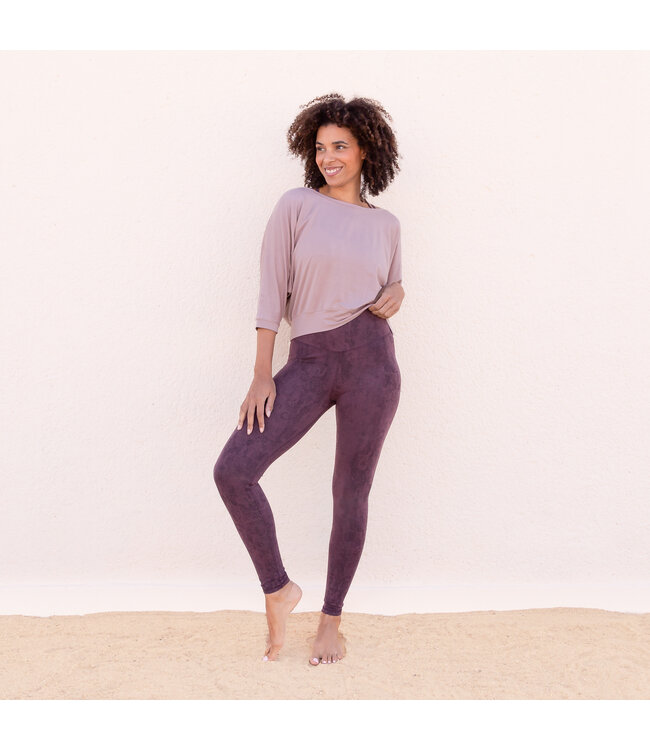 Jaya Sumatra Snake Yoga Leggings - Plum