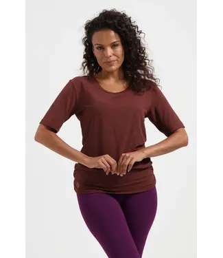 Urban Goddess Kami Yoga Tee -  Marron