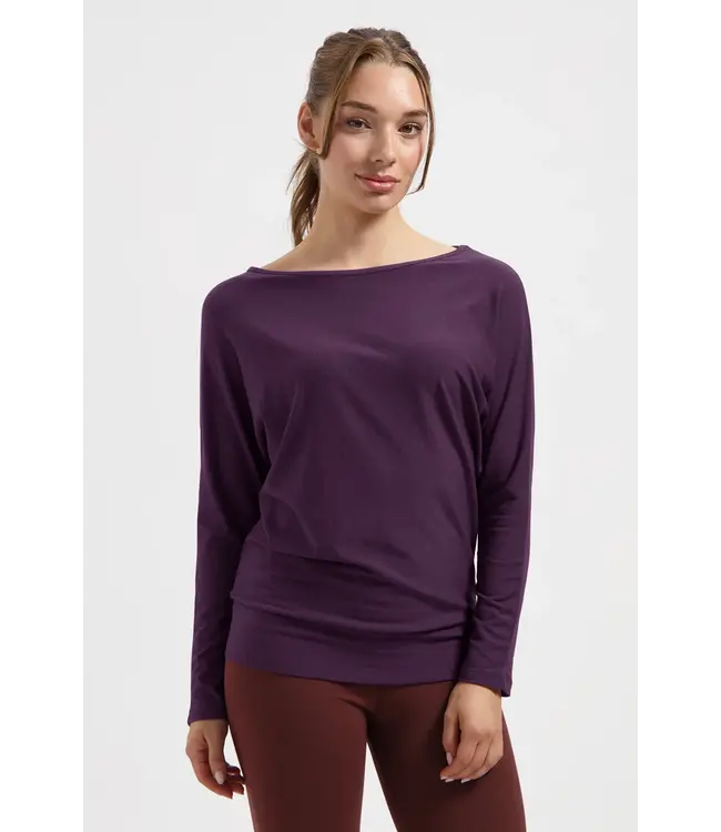 Urban Goddess Budhi Longsleeve Yoga Top - Bloom