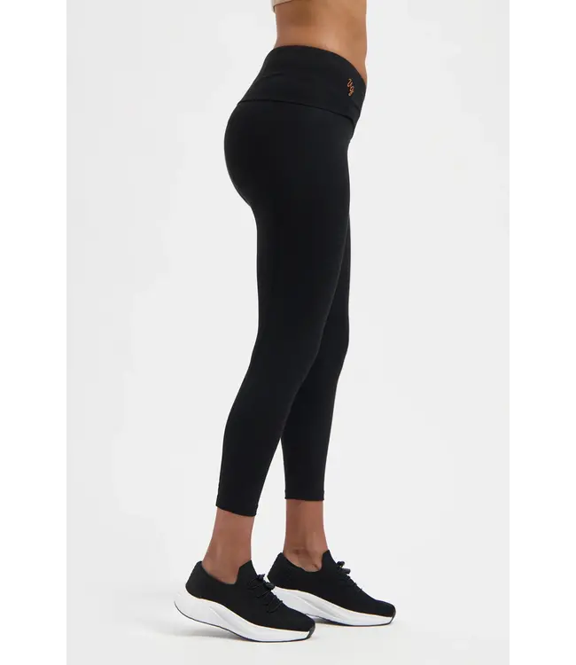 Urban Goddess Sati 7/8 Envelope Yoga Legging - Onyx Black