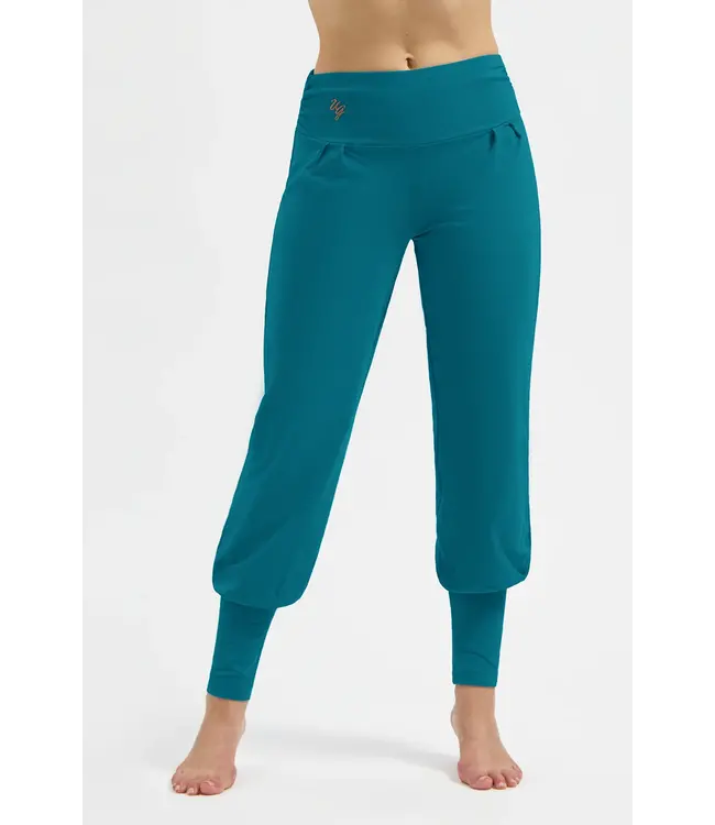 Urban Goddess Dakini Yoga Harembroek - Riverstone