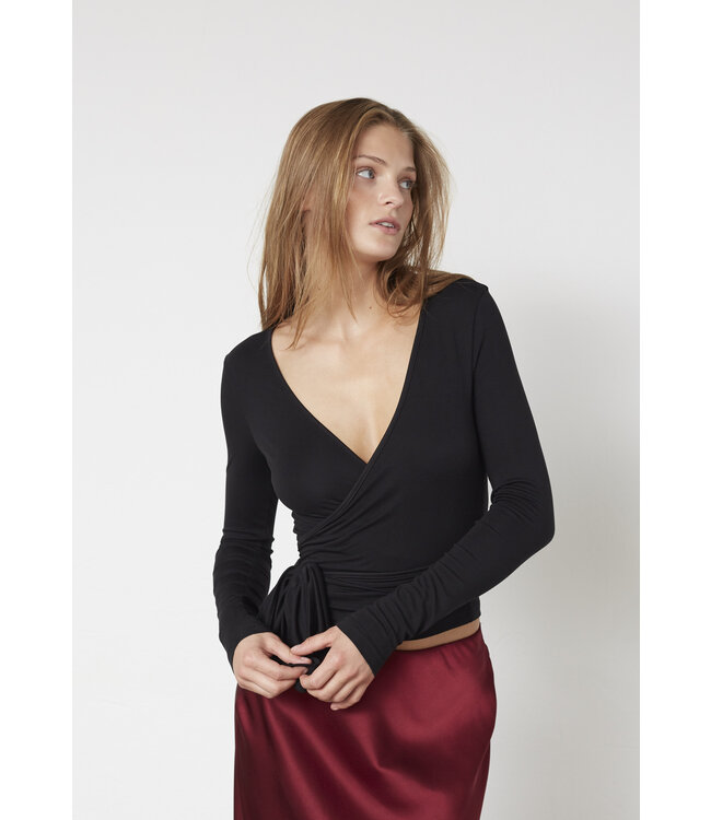 Lay Wrap Yoga Longsleeve – Black