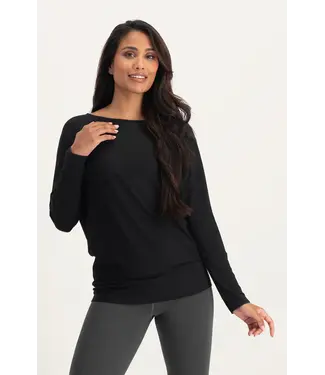 Urban Goddess Budhi Longsleeve Yoga Top - Onyx Black