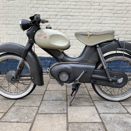 Kreidler VERKOCHT!! Kreidler Florett Ei-Tank 1963+ motor RS zwitsere papieren