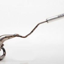 P-65191 Uitlaat Yamaha DT50R / Motorhispania Furia / Ryz / Derbi Senda / Malaguti XSM Yasuni Cross ML cpl linksom aluminium tub807