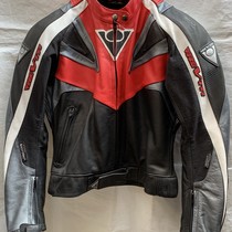 Revit Leren Motorjas