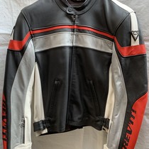 Revit Leren Motorjas