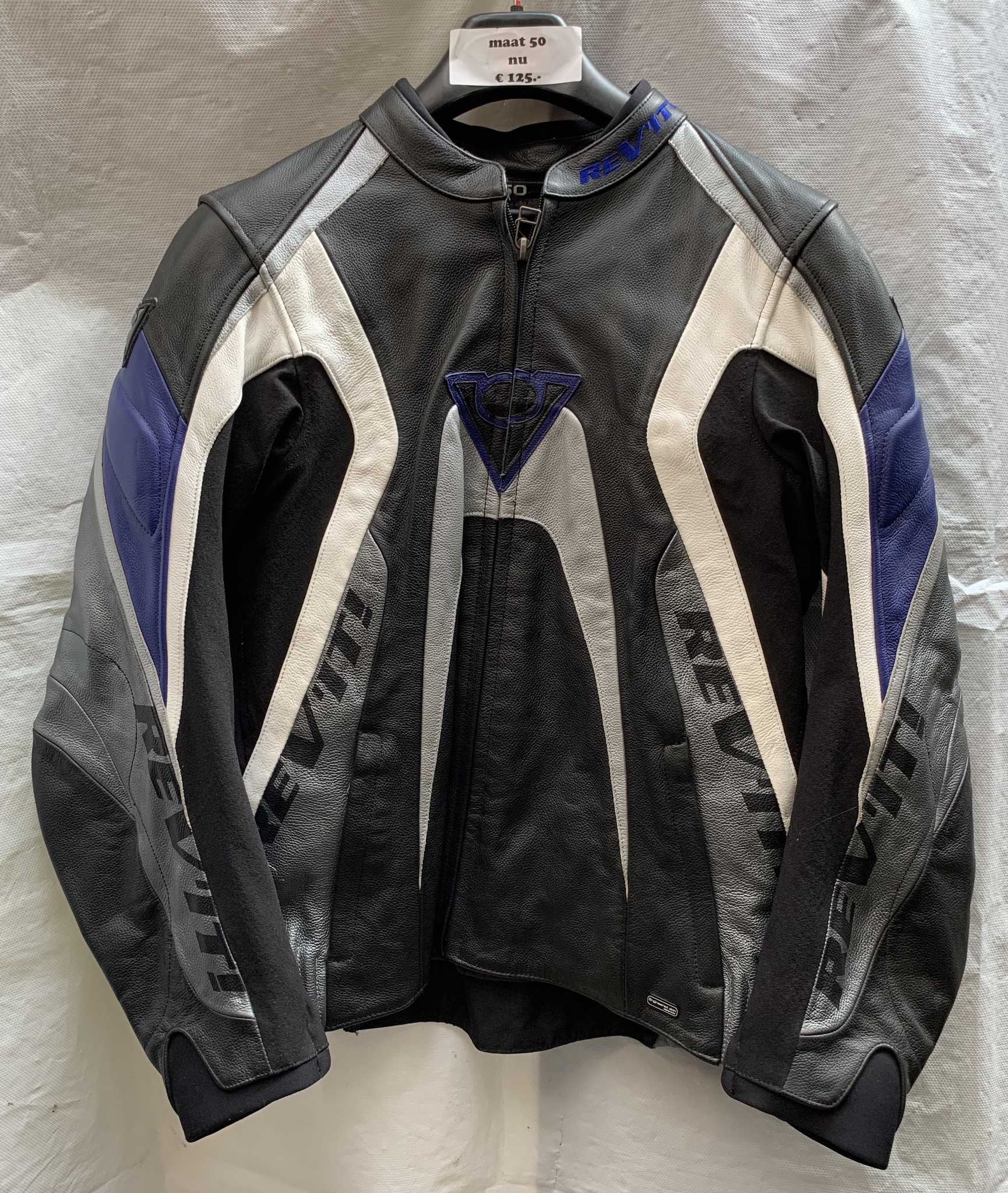 Revit Nr.32  Revit Leren Motorjas