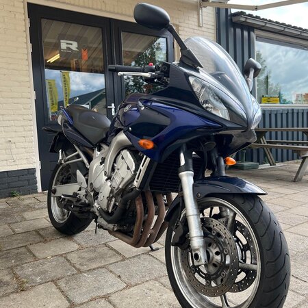 Yamaha Yamaha FZ6 (RJ07) Fazer | 93.191 KM | 2004 | Tour | Blauw