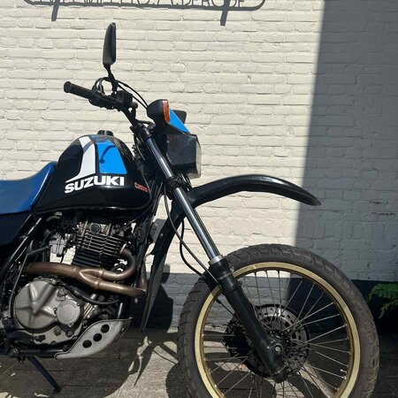 suzuki Suzuki DR600 S Motorfiets | 1989 | 30.947 KM | blauw/zwart