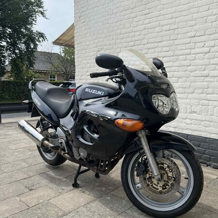 suzuki Suzuki GSX 750 F motorfiets | 1999 | 59.336 KM | zwart