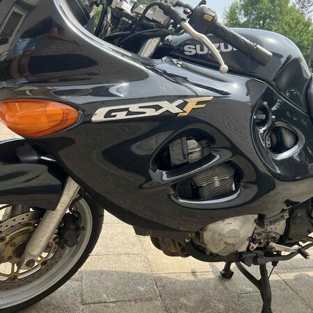 suzuki Suzuki GSX 750 F motorfiets | 1999 | 59.336 KM | zwart
