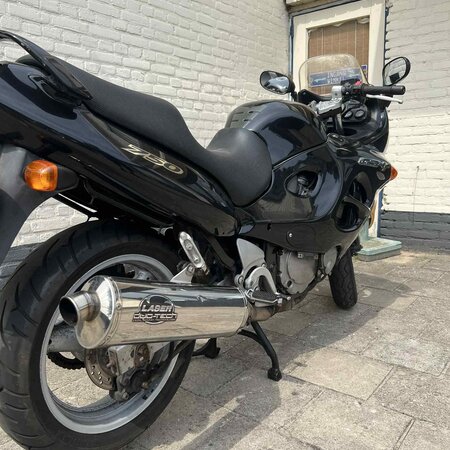 suzuki Suzuki GSX 750 F motorfiets | 1999 | 59.336 KM | zwart