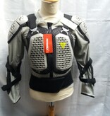 wolf bodyprotecktor voor Aduld merk wolf maat L