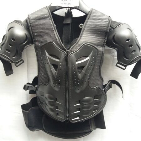 ali body protecktor Kids maat S