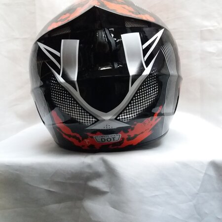 ali kindercroshelm rood