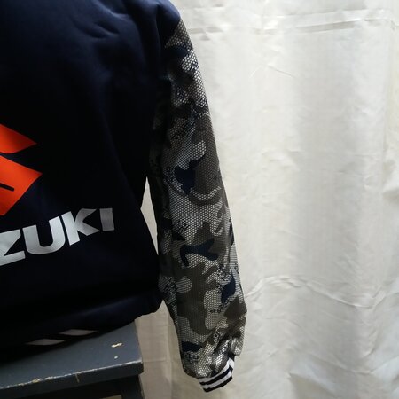 onbekend Suzuki Hoody  met Rits en Bont