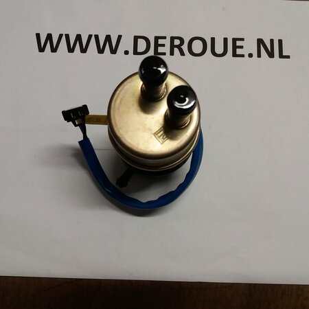 Brandstofpomp 12V / 10mm  voor diverse Honda en Yamaha modellen