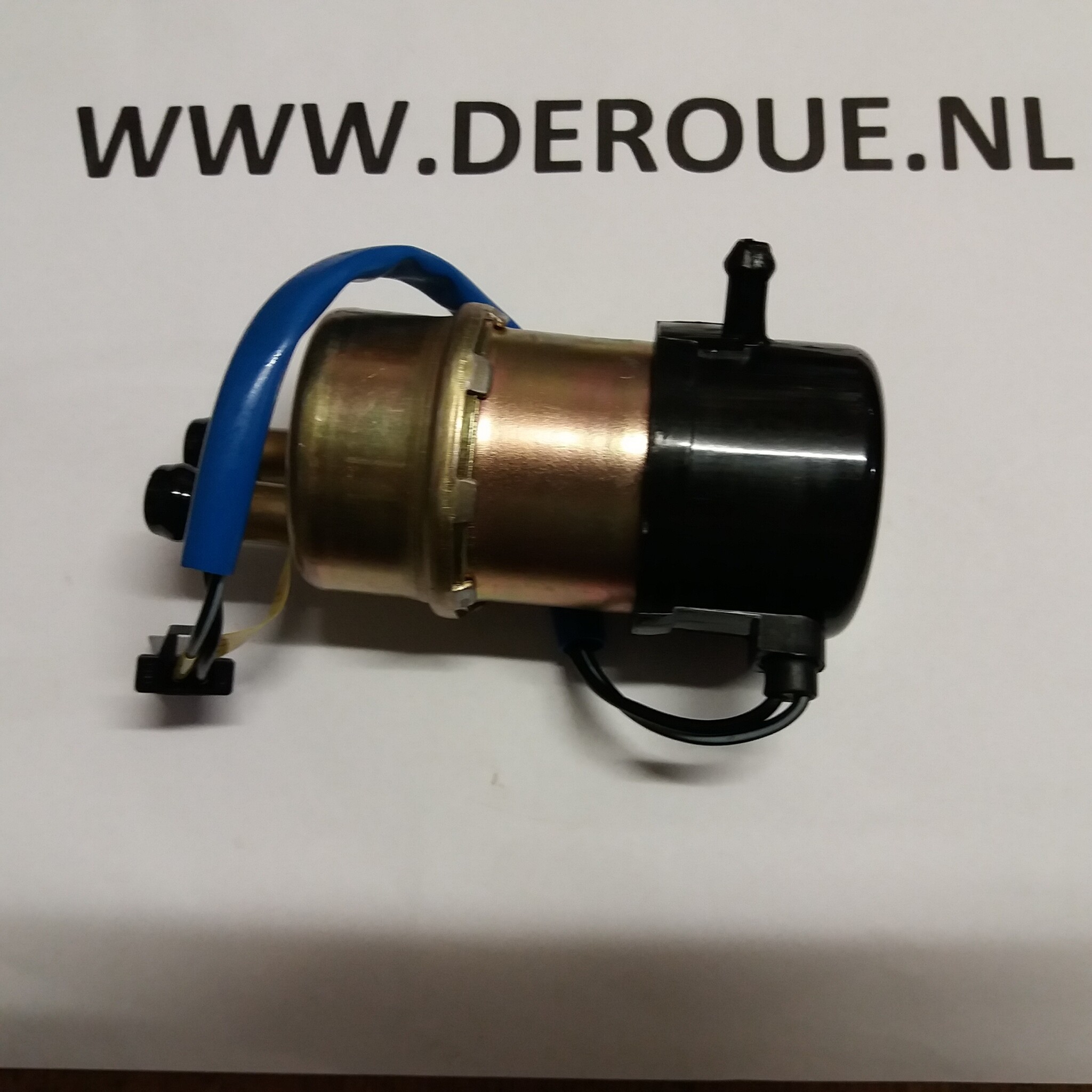 Brandstofpomp 12V / 10mm  voor diverse Honda en Yamaha modellen