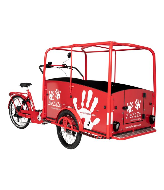 De Fietsfabriek Safe and Comfortable Cargo Bike for Transporting Children to Daycare
