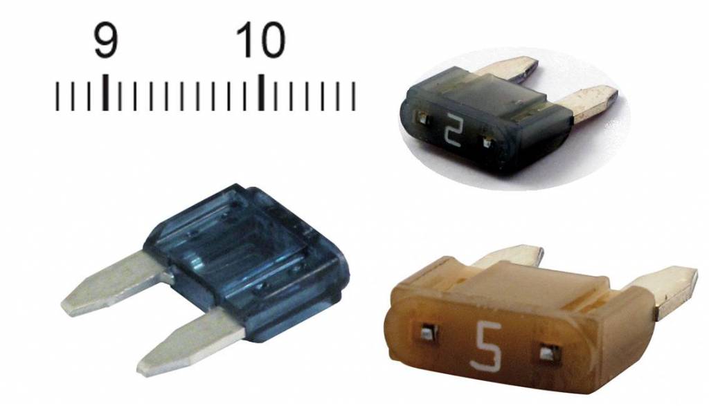 Fuse circuit breaker mini blade type small size Taco Motos Amsterdam