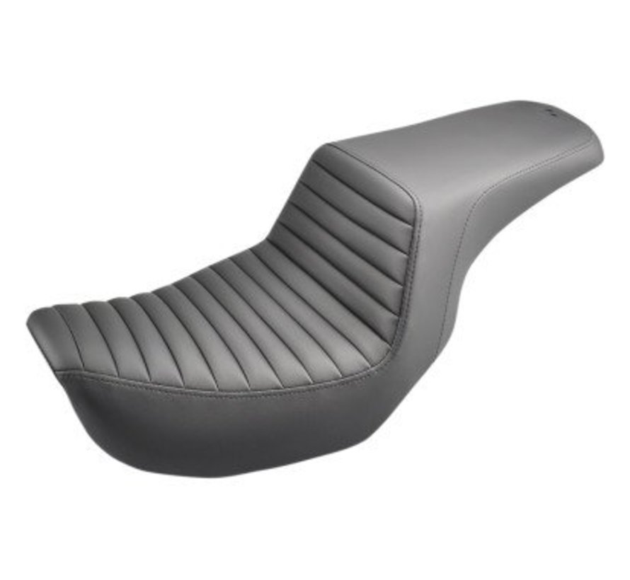 Asiento Step Up Tuck And Roll 2-Up compatible con:> Dyna 2006-2017