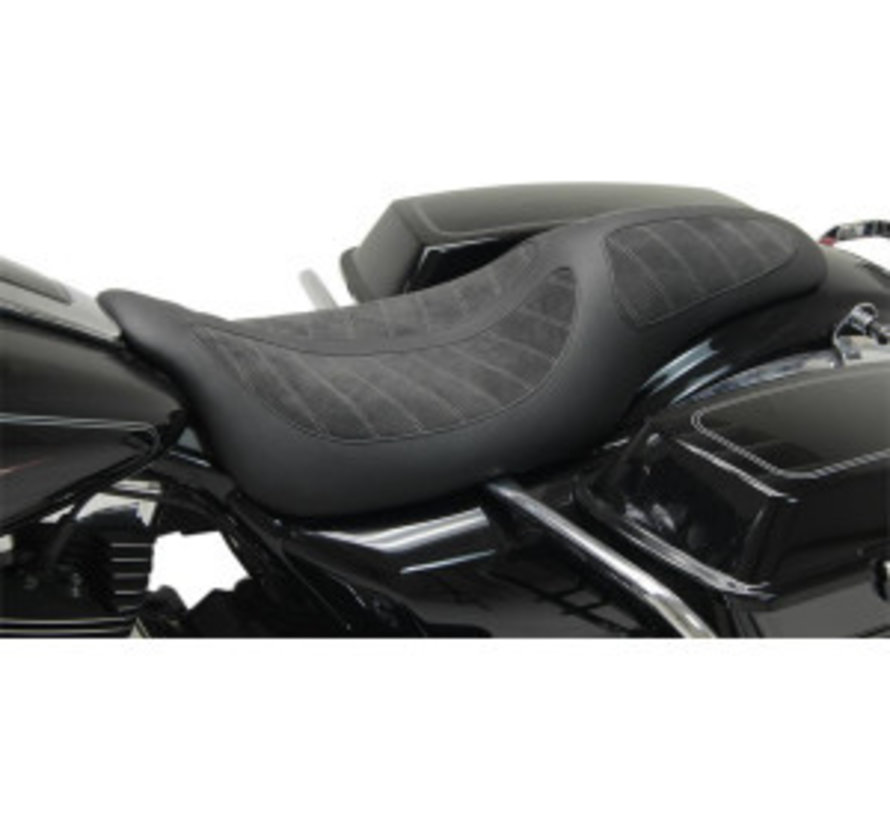 seat Fred Kodlin Signature Series: black for Harley-Davidson® FL 08-18
