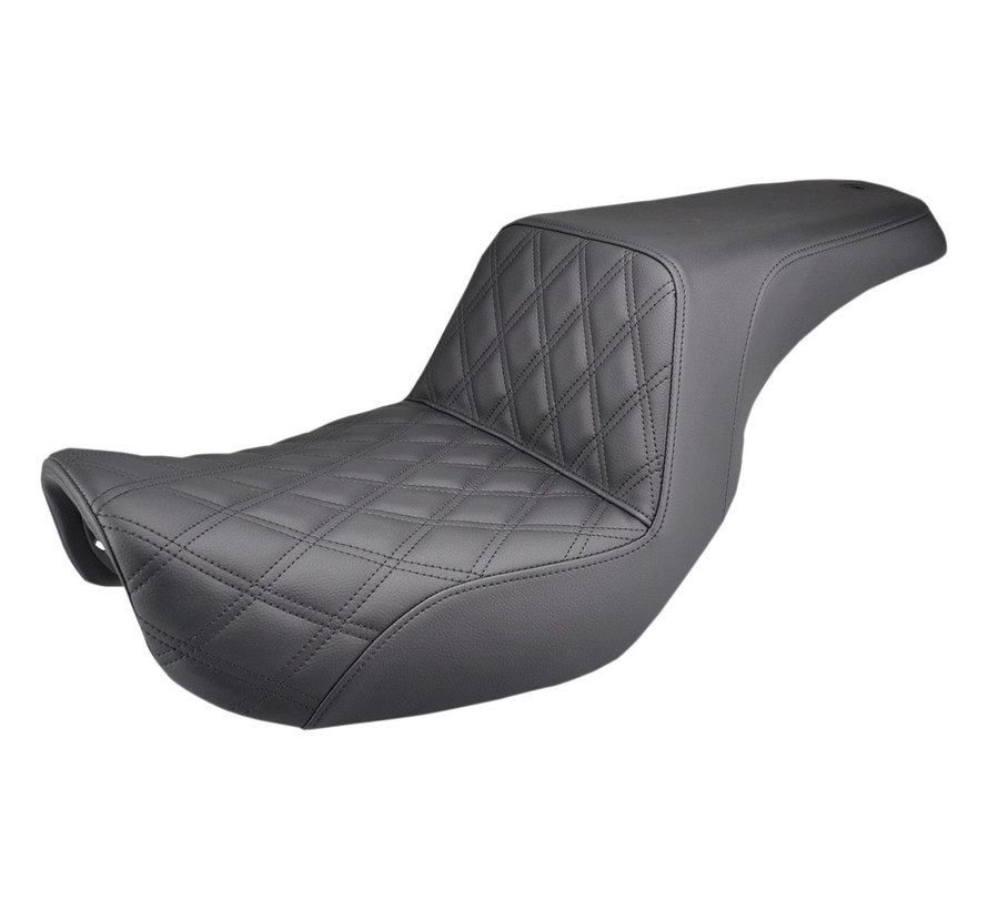 Step Up 2-Up Seat Front LS Stitch Past op: > Dyna 2006-2017