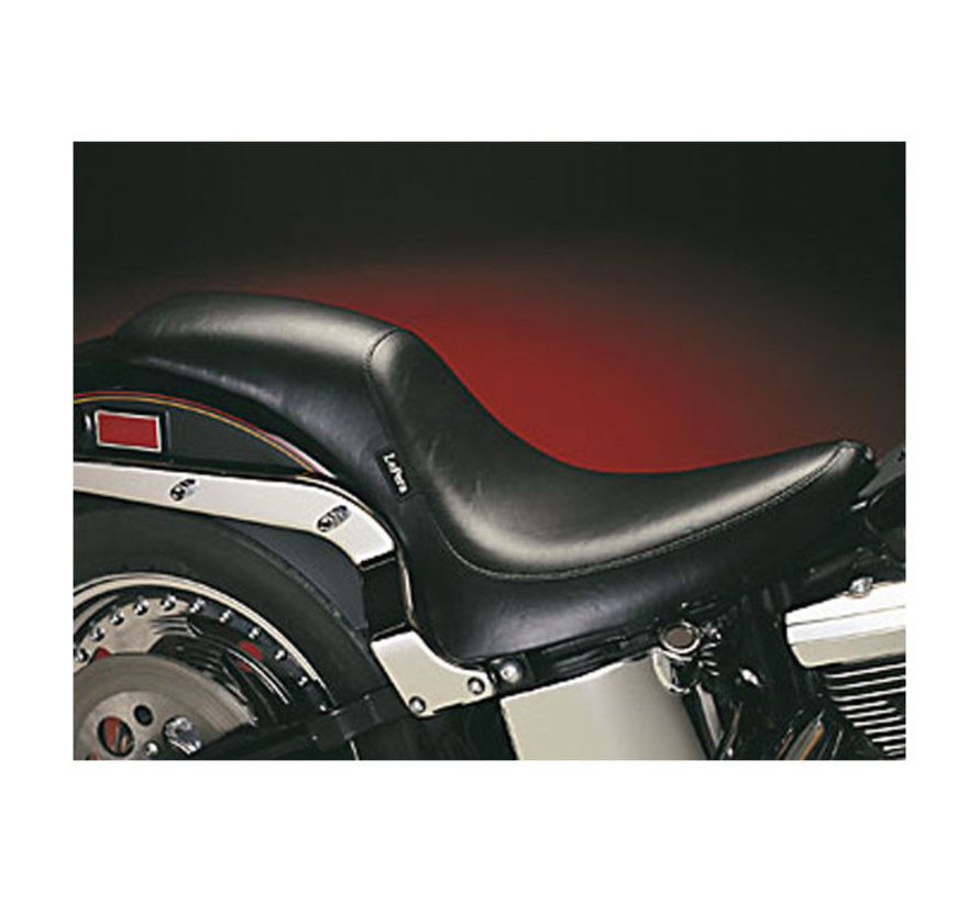 Zadel Full Length Silhouette Smooth 00-17 Softail met 150 mm achterband Softail