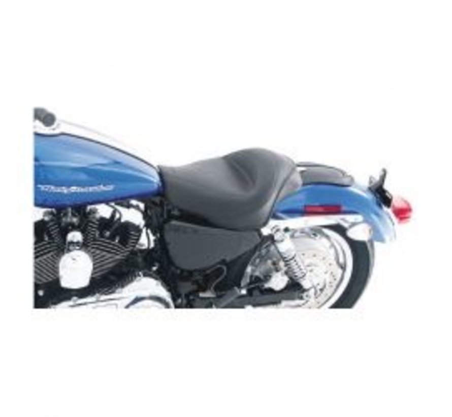 Solo Vinyl Seat Fits: > 2004-2022 XL with 4 5 gallon fuel tank