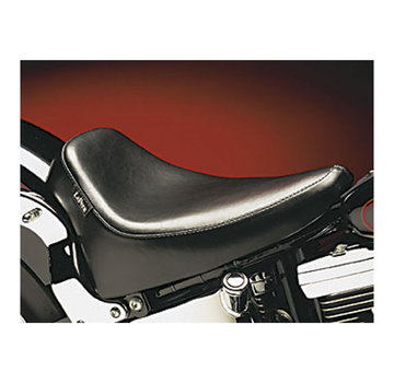 Le Pera Seat Silhouette DeLuxe Solo Smooth 08-up Softail (spatbordmontage) 150 mm Band Past op:> 08-17 Softail