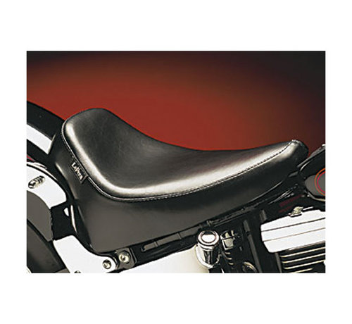Le Pera Seat Silhouette DeLuxe Solo Smooth 08-up Softail (Fender Mount) 150mm Tire Fits: > 08-17 Softail