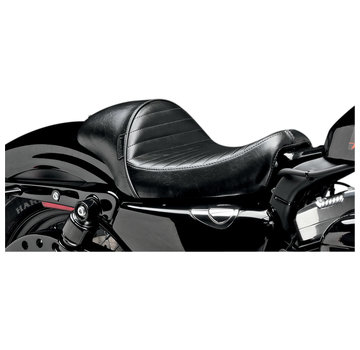 Le Pera Stubs Cafe solo seat. Black, pleated Fits: > 2004-2022 XL Sportster
