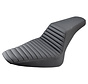 Asiento Step-Up Tuck And Roll Se adapta a:> Softail 12-17 FLS 11-13 FXS Slim / Blackline