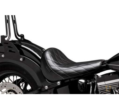 Le Pera Seat Bare Bone Solo Diamond : Convient à : > 11-13 FXS Softail Blackline ; 12-17 FLS/S Softail Slim