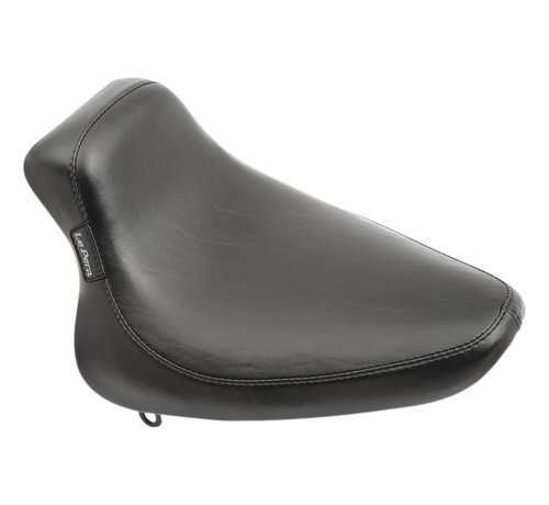 Le Pera seat Solo Silhouette Smooth Fits: > 00-07 Softail