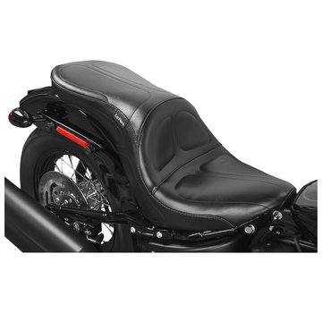 Le Pera Maverick 2-Up seat stitch Fits: > 2018-2022 Softail de Luxe and Heritage FLDE/FLHC/FLHCS