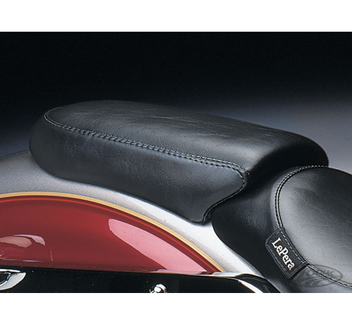 Le Pera Seat Silhouette Pillion pads Smooth Fits: >04-05 FXDWG Dyna