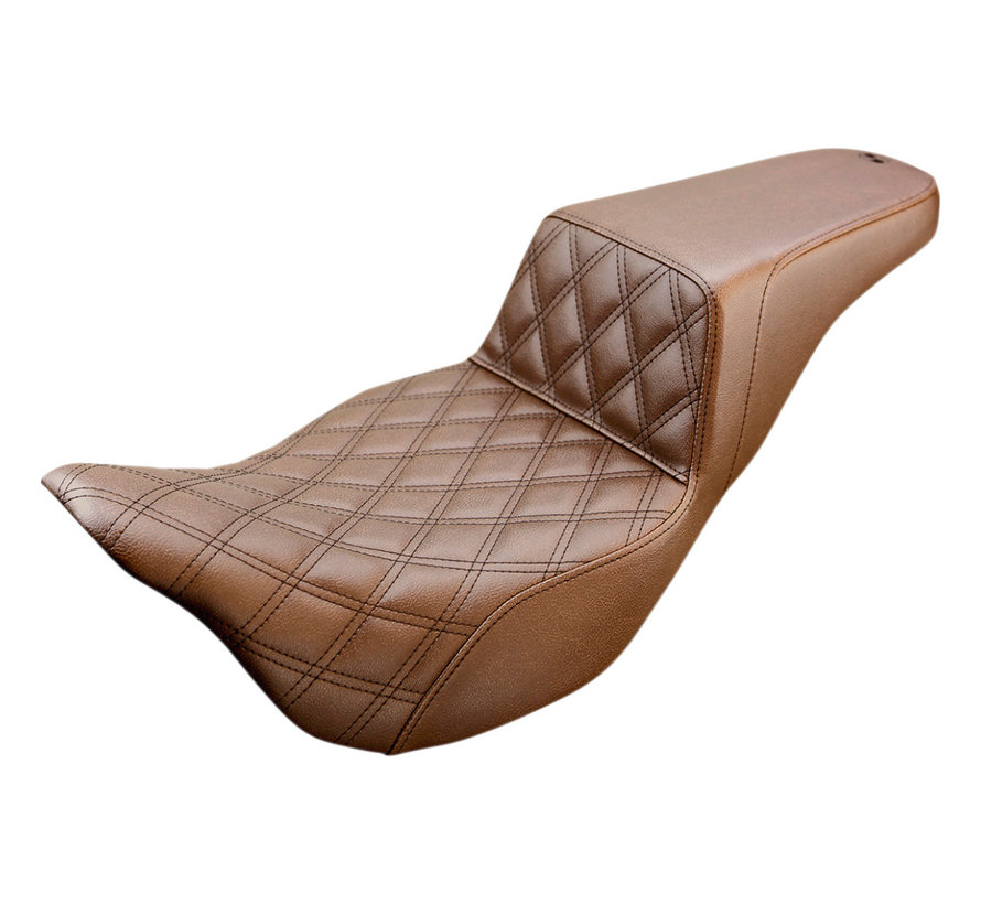 Step Up Lattice Stitched Seat brown Fits: > 08‐22 Touring