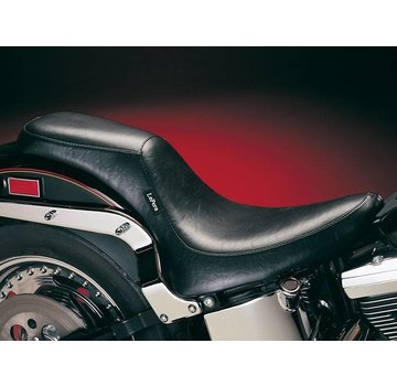 Le Pera seat Silhouette 2UP Smooth Fits: > 00-17 Softail