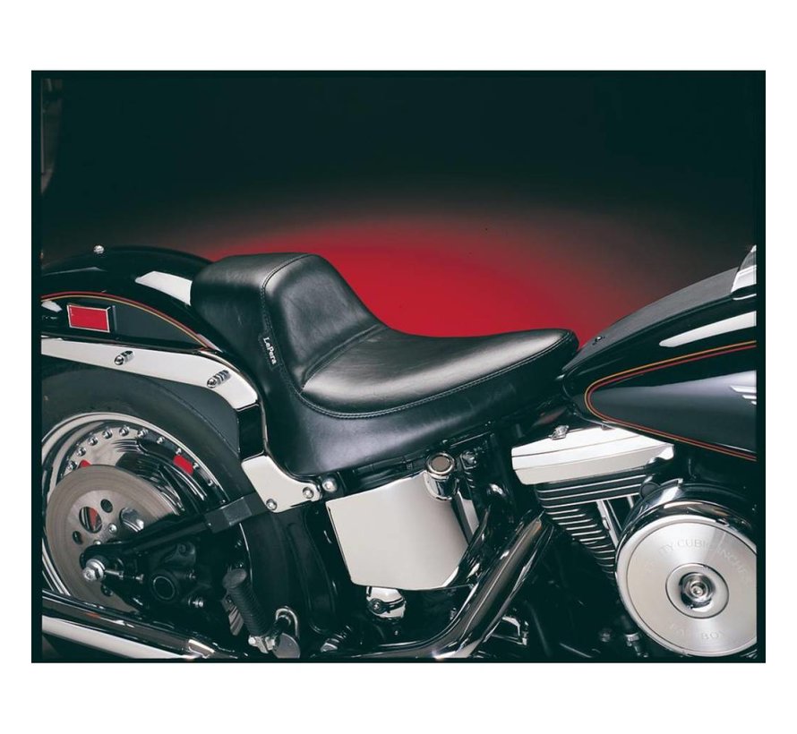 seat solo Daytona Smooth Fits: > 84-99 Softail