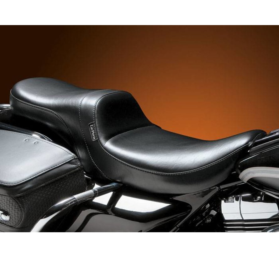 Asiento Daytona 2-up Smooth Se adapta a:> 08-22 Touring